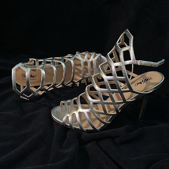 Women's Mossimo Slingback Stiletto Sandal Peep Toe Hollow Silver - Picture 4 of 11